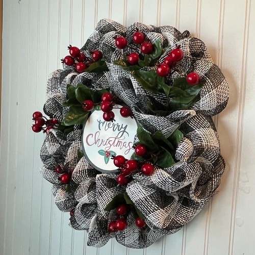 NEW Handmade Black White Check Plaid Deco Mesh Red Berry Christmas Door Wreath - Picture 4 of 9