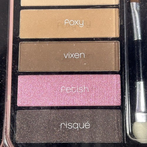 The Color Workshop Nude Eyes Make Up 14 Piece Collection Pallet Tin NIB Beauty - Picture 6 of 10