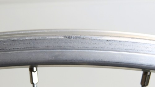 Raleigh 700c Rear Wheel RGR947 Rim Brake Quick Release 9 Speed Clincher Silver-H - Picture 12 of 12
