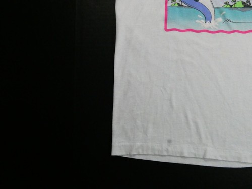 VTG 1990 Dolphin 'Island In The Son' Art Shirt, White, Size Small, 3 Small Spots - Picture 2 of 15