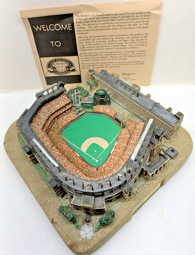 Sport Collectors Guild Ltd. Ed. Stadium Collectible Oriole Park Gold Series 2005 - Picture 3 of 14