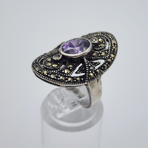VTG Art Deco Motif, Purple Glass Marcasite - Oval Top Sterling Silver Ring - 5.5 - Picture 3 of 18