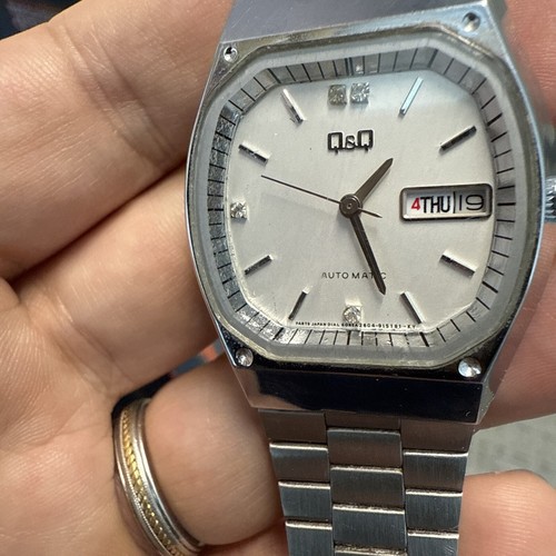 Orologio Uomo Vintage Retrò Q&Q by Citizen Automatico Acciaio Meccanico Funzionante - Foto 2 di 20
