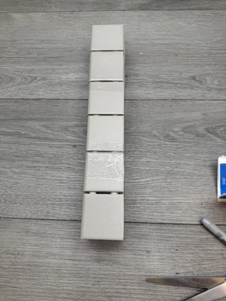 Lote de 60 Llaves Daltile D014S886MS1P 2" X 2" Nariz de Toro Azulejo de Pared Gris Desierto Foto 2 de 2