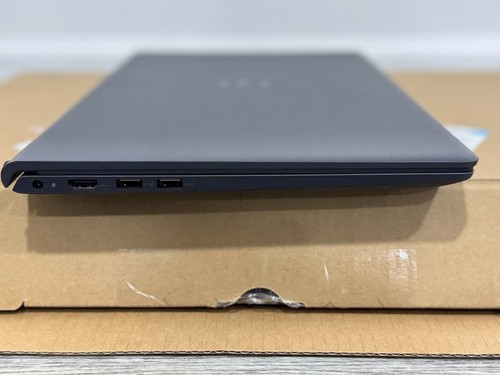 Dell Inspiron 15 15,6" FHD IPS Touch-screen Intel Core i5-1235U 8 GB DDR4 512 GB - Foto 10 di 24