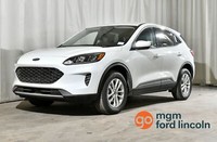 2020 Ford Escape SEL AWD // HEATED FRONT SEATS // BACKUP CAMERA // BLUETOOTH HANDS-FREE + MORE!!