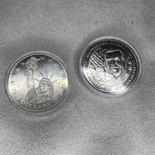 Copies of Coins George W. Bush Quarter & Liberty 5 Republic of Liberia CC-115 - 第 1/3 張圖片