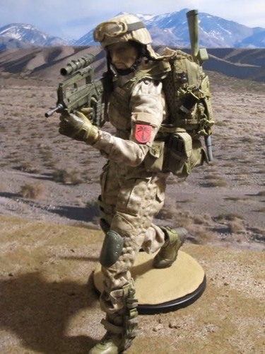 Sideshow G.I. Joe Dusty Exclusive 1/6 Scale Cobra Desert Trooper - Picture 11 of 12