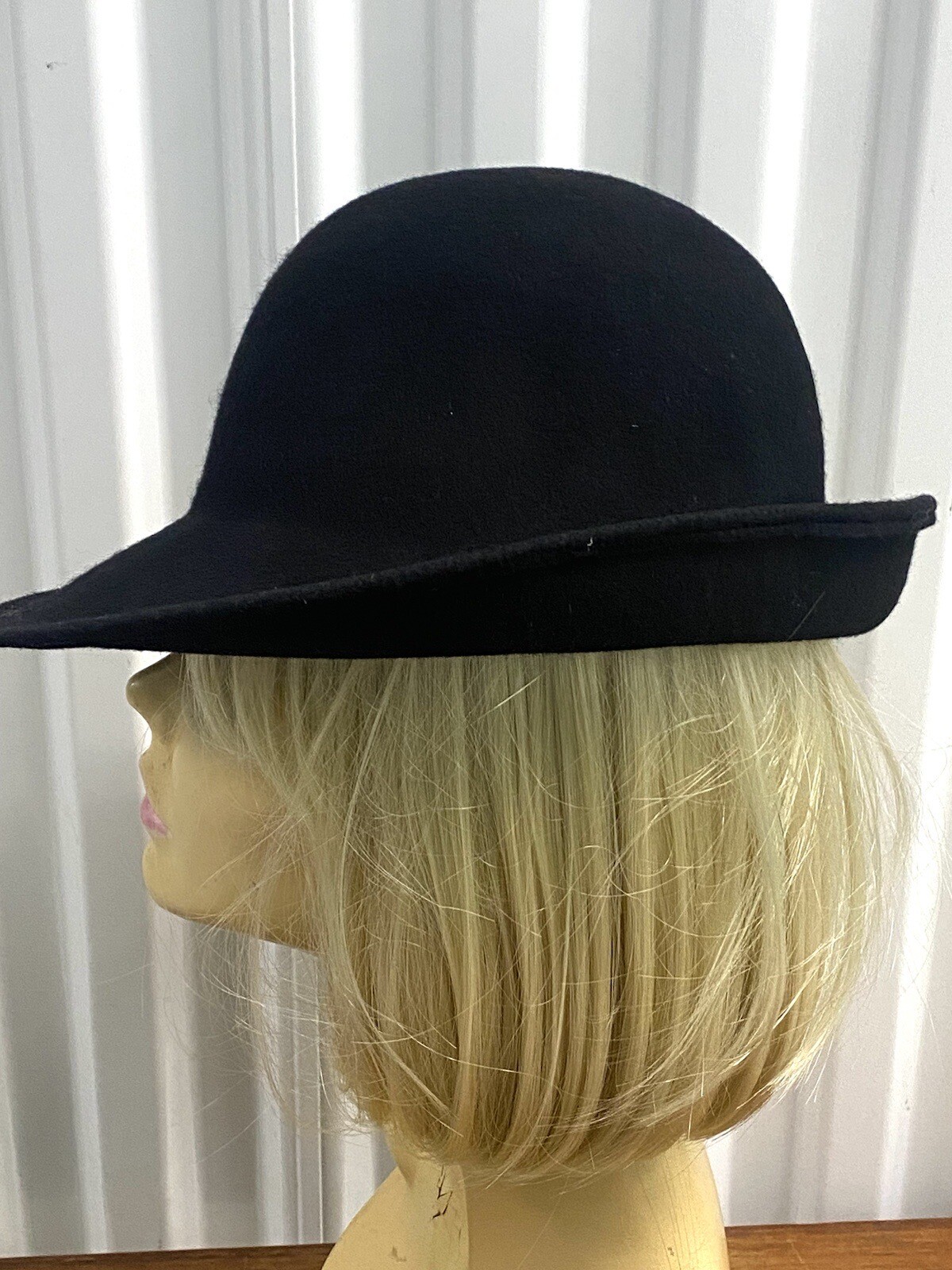 Vintage 70s Black Doe Skin Felt Fedora Style Hat … - image 4