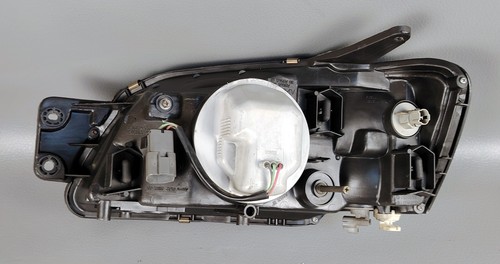 1998 - 2004 SUBARU Legacy BE , BH Head Light Assembly OEM JDM - Picture 20 of 24