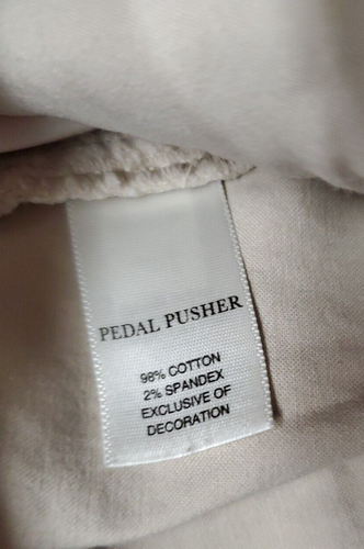 White House Black Market WHBM Khaki Pedal Pusher Women size 00 | 27x15 - Picture 4 of 6