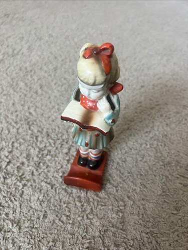 Vintage Ceramic Girl Reading Figurine Bud Vase Made In Japan - Picture 4 of 14