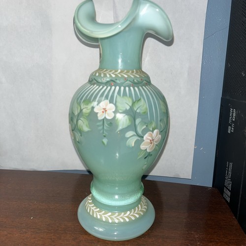 Vintage Fenton Handpainted & Signed Green Floral Vase #1395/1500 No Chips - Picture 2 of 13