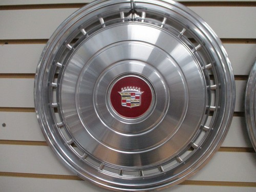 1978 CADILLAC DeVille Wheel Cover Hubcaps OEM SET 78 2029 - Picture 2 of 10