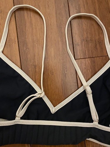 Unsubscribed Womens Bathing Suit Top V Scoop Texture Mix Night Sea Small $78 NWT - Picture 5 of 5