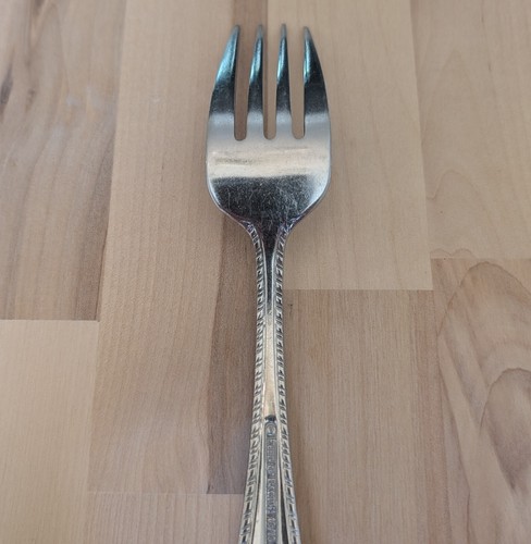 Reed & Barton Domain 7" Salad Fork - 18/10 Stainless Glossy Rope Edge - Picture 6 of 8