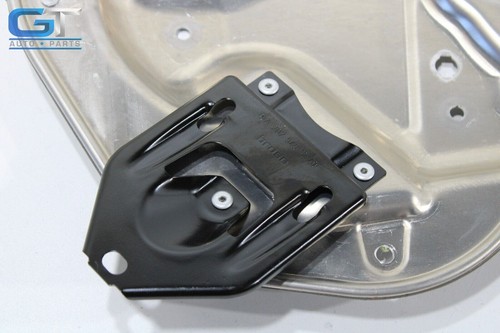 MERCEDES CLS400 W218 FRONT LEFT DOOR WINDOW REGULATOR CARRIER OEM 2012 - 2017 ?? - Picture 3 of 6