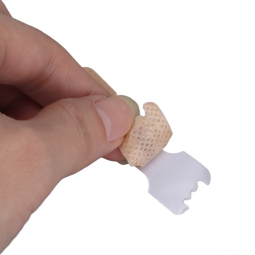 Nose Strips Pack Of 50 Removable Anti Snoring Plasters For Sport And Sleep UK - Picture 2 of 24