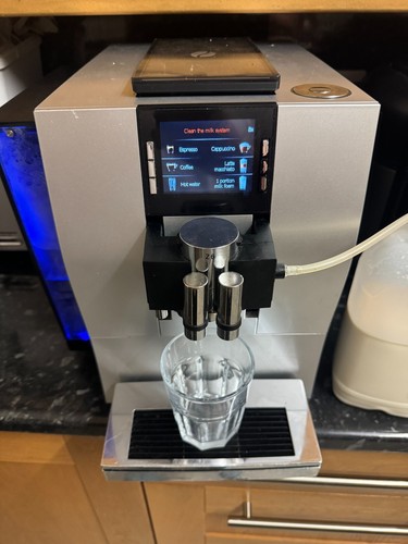 Jura Z6 beans to cup machine - Imagen 5 de 11