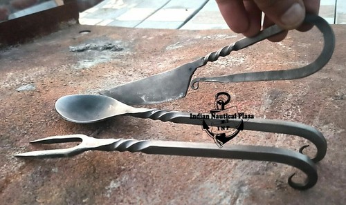 Set of 3 pc Twisted Forged Medieval Cutlery Set Viking Cutlery Knife Spoon Fork - Picture 5 of 6