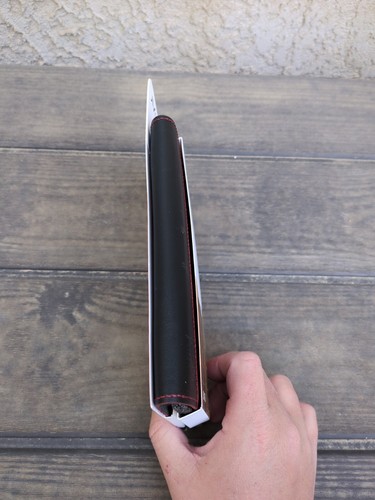 Jivo Chapter Verse  Leather Kindle  Holder Cover - Red Colour (NEW) - Picture 5 of 6