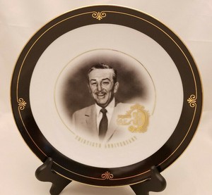 Disneyland-CLUB-33-30th-Anniversary-Plate-Limited-Edition-386-of-600-Walt-Disney