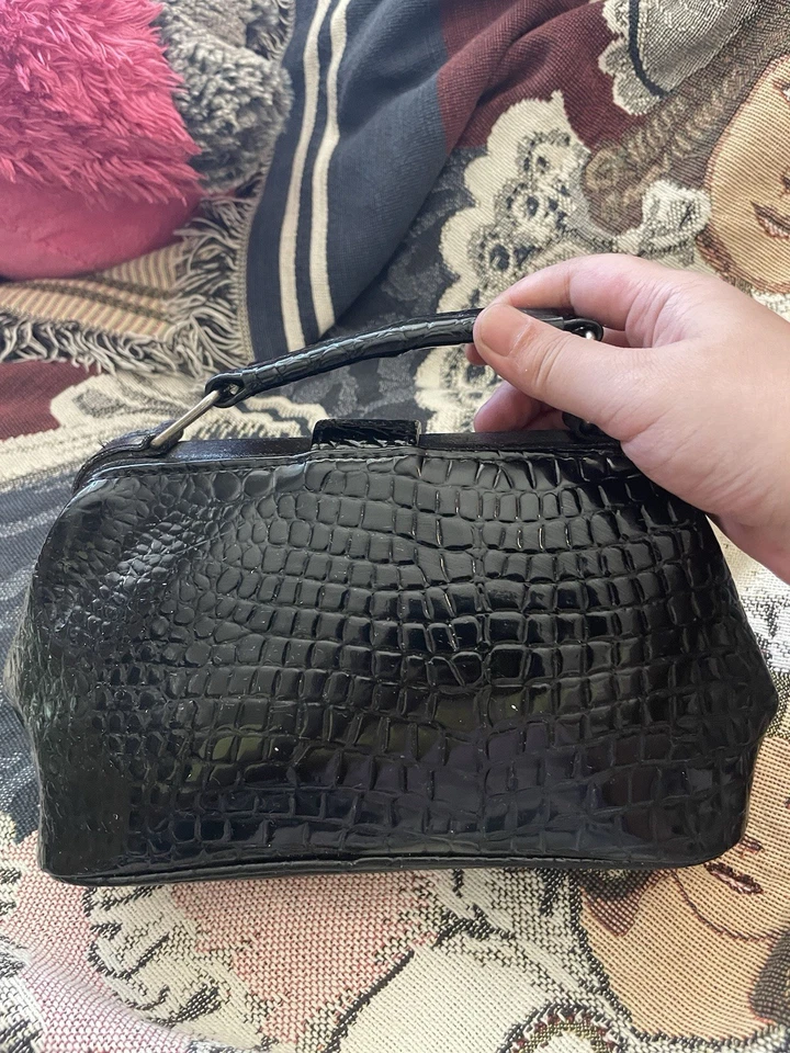 Marca Renaissance Corea Vintage Cuero Cubo/bolso Foto 2 de 4