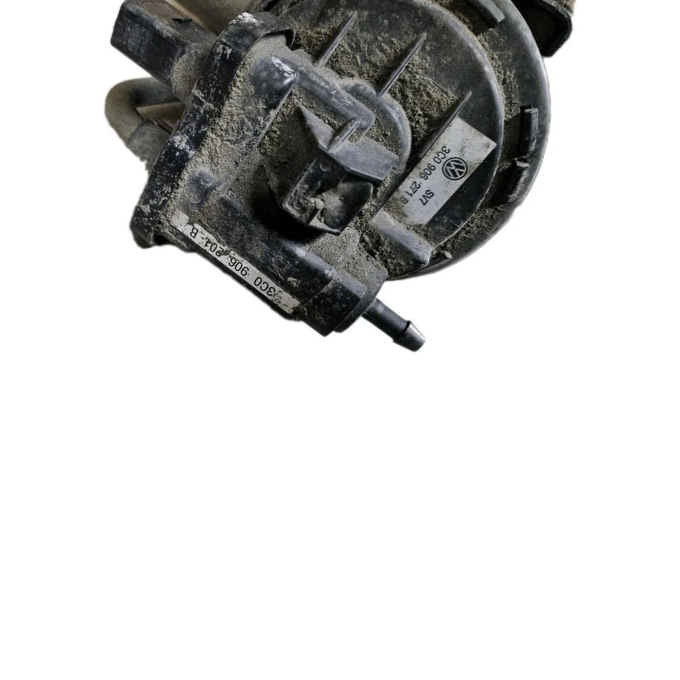 2013 - 2017 VOLKSWAGEN CC 2.0L Fuel Evaporator Emission Canister OEM - Image 4 of 4