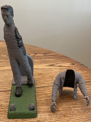 vintage Frankenstein model and the Mummy model fully built - Bild 7 von 7