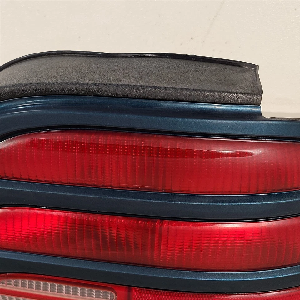 Juego de luces traseras 94-95 Mustang Lh Rh Aa7403 Foto 3 de 4