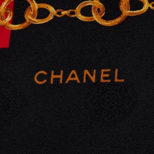 Chanel Authentic Scarf CC Mark Chain Pattern Black Red Gold-tone Silk 84x84.5cm - Picture 3 of 5
