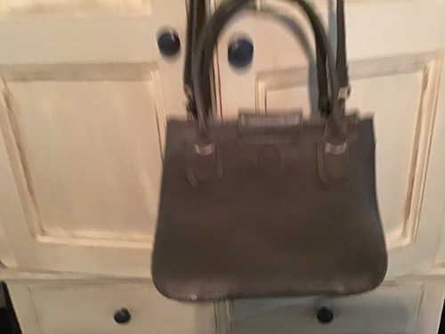 WANDERERS TRAVEL CO. Olive Green Leather Handbag NWOT - Picture 4 of 11