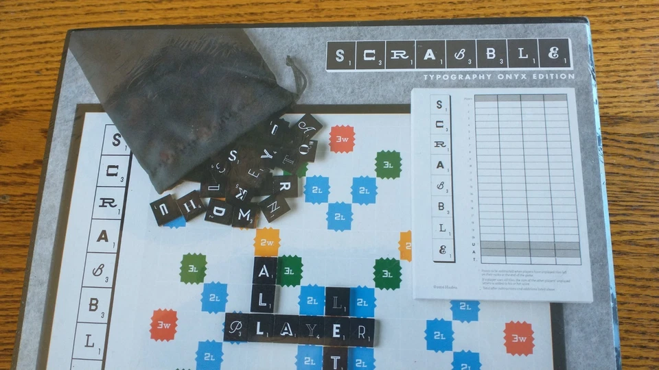 SCRABBLE TYPOGRAPHY ONYX EDITION*BARNES AND NOBLE*EXCLUSIVE EL FACTORY SEALED* - Image 4 of 4