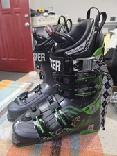 Fischer Progressor 13 Ski Boots Sz 25.5