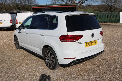 2020 Volkswagen Touran 1.5 TSI EVO R-Line Euro 6 (s/s) 5dr MPV Petrol Manual - Picture 4 of 24