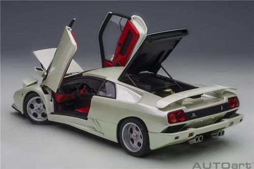 AUTOart 1:18 Lamborghini Ghost SE JOTA Diecast Car Model Toys Gift White Display - Picture 3 of 10
