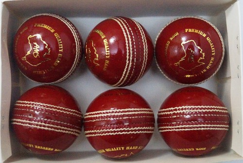 AMS Leather 4 Piece 142g Premium Quality Bat Friendly Cricket Balls (6 balls) - Picture 7 of 11