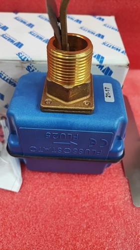 Watts FLU25PL Flow Switch Electromechanical Flow Switch for Pipes 1" to 8" - Picture 3 of 7