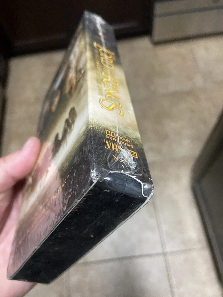 Nice Vintage VHS The Lord Of The Rings Factory Sealed Fellowship Of The Ring Foto 3 de 3