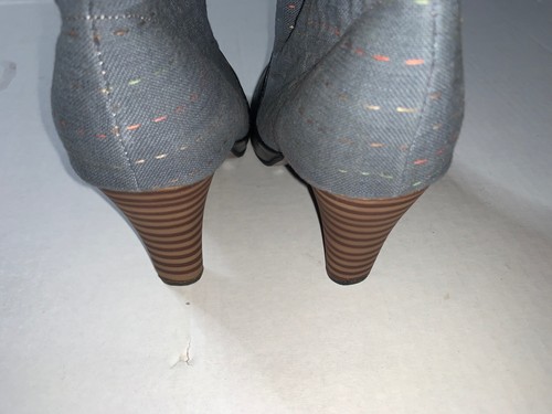 Preowned- Love Is Mighty Garud Seva Vegan Boots Womens (Size Euro 36) - Picture 11 of 11