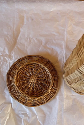 Vintage wicker storage basket tall with lid toilet rolls Height 36 Cms - Picture 5 of 8