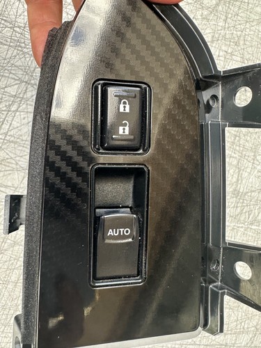2017 SUBARU BRZ FRONT DOOR WINDOW SWITCH & LOCK BUTTON W/ BEZEL RIGHT SIDE OEM - Picture 6 of 8