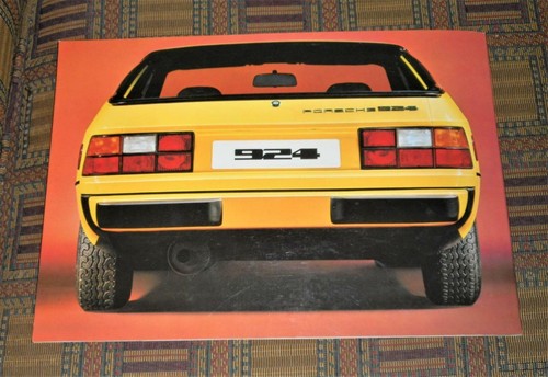 Original 1976 Porsche 924 sales brochure & technical data - Picture 4 of 4