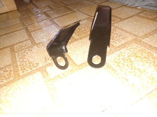 GM Original 10290656 Headlamp Mount Panel Upper Fog Lamp Mounting Bracket - OEM - Foto 9 di 11