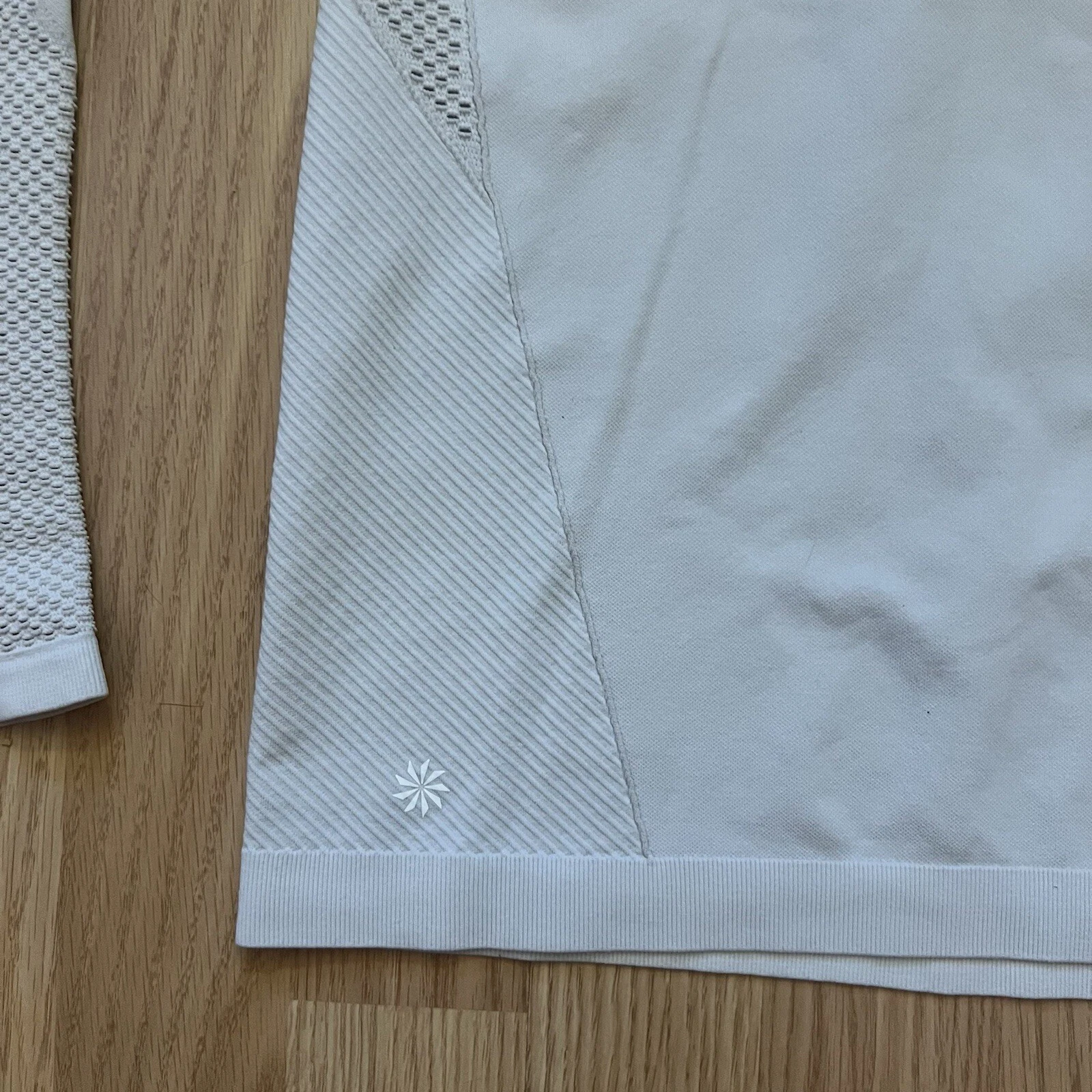 athleta caliber seamless activewear long sleeve athletic shirt