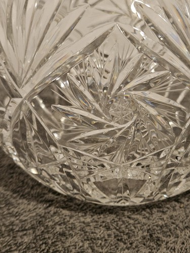 Vintage Cut Crystal Rose Bowl Vase Pinwheel Pattern 5.5" in Height 6.5" in Width - Picture 2 of 7
