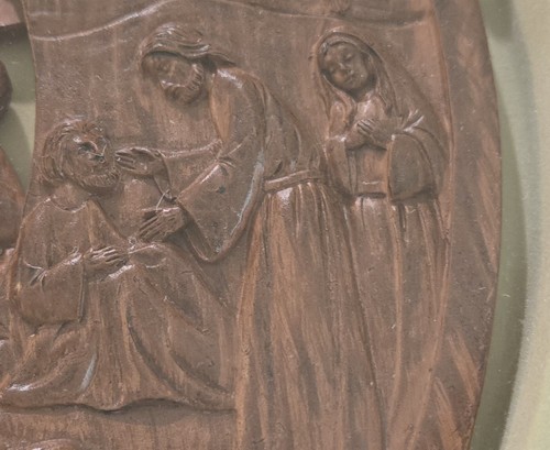 Placa circular Dicksons RESINA 10 pulgadas "aspecto madera tallada" - La vida de Cristo - Imagen 9 de 15