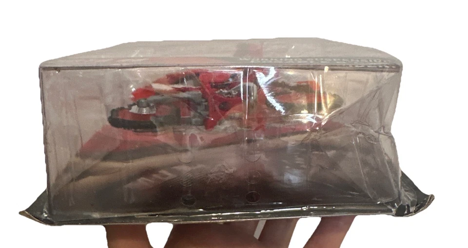 Hot Wheels Motorcycles Moto #8 2011 rojo escala 1:18 nuevo sin abrir raro Foto 2 de 4