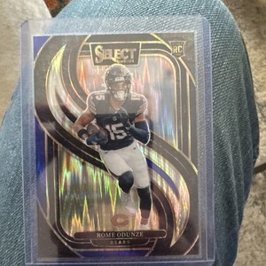 2024 Panini Select Premier Level Rome Odunze #136 Black & Blue Shock Prizm (RC)