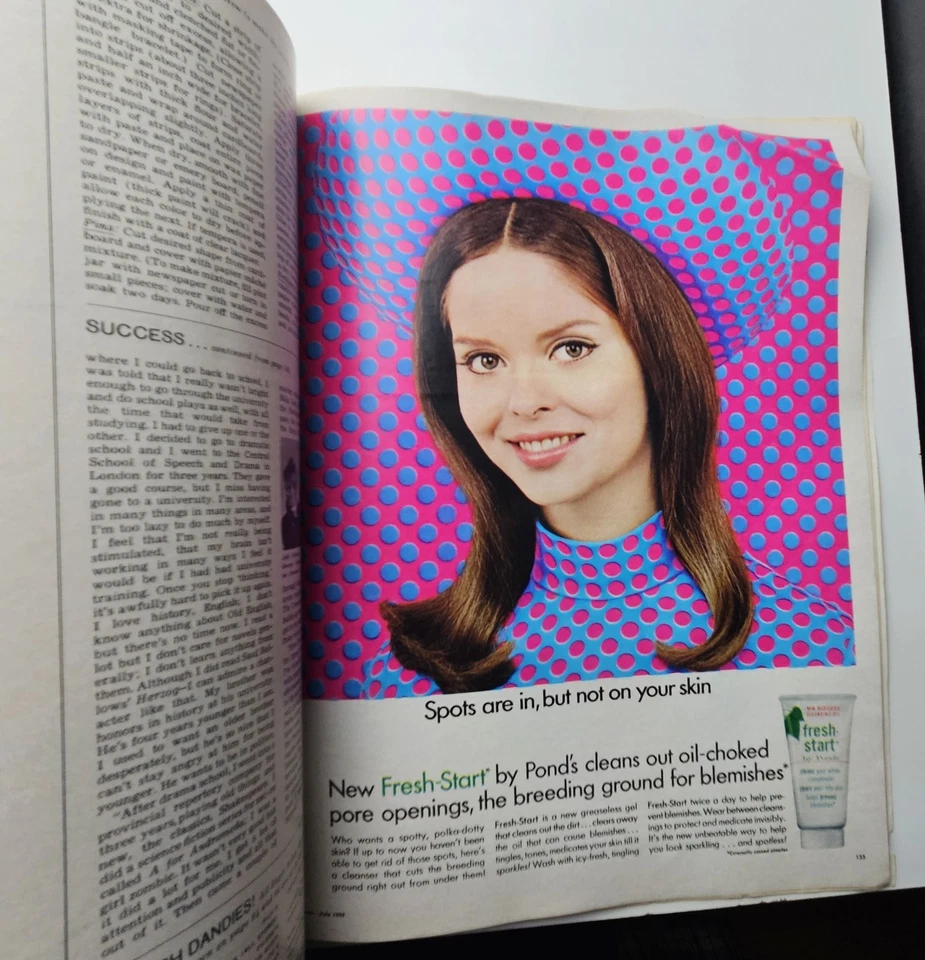 Seventeen Magazine July 1966 Is Surfing Too Tough For Girls? Vintage 1960s Foto 3 de 4